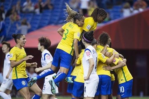 女足对战巴西实战赛