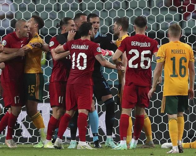 欧洲杯:威尔士2-0土耳其的相关图片
